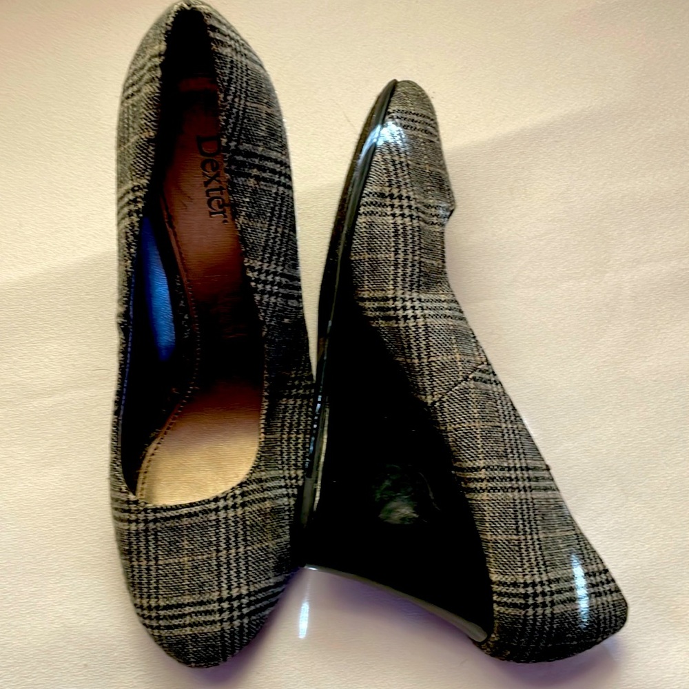 Women’s Shoes Dexter wedges. 51